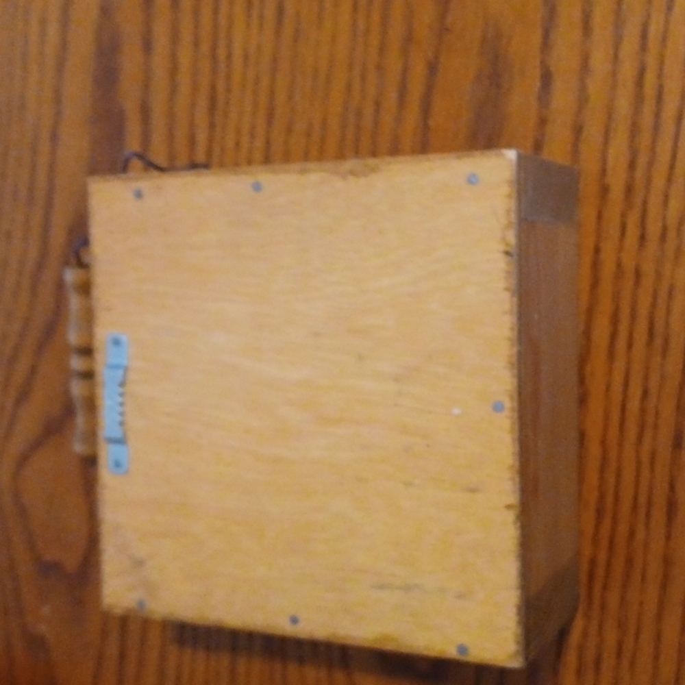 Shadow Box decor - Picture 4 of 4